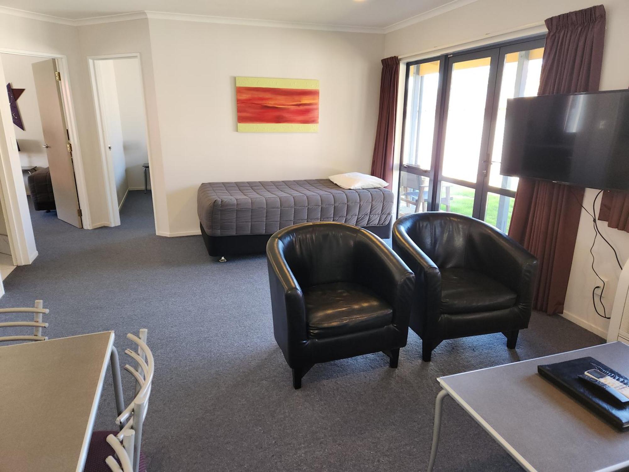 Asure Oak Estate Motor Motel Greytown